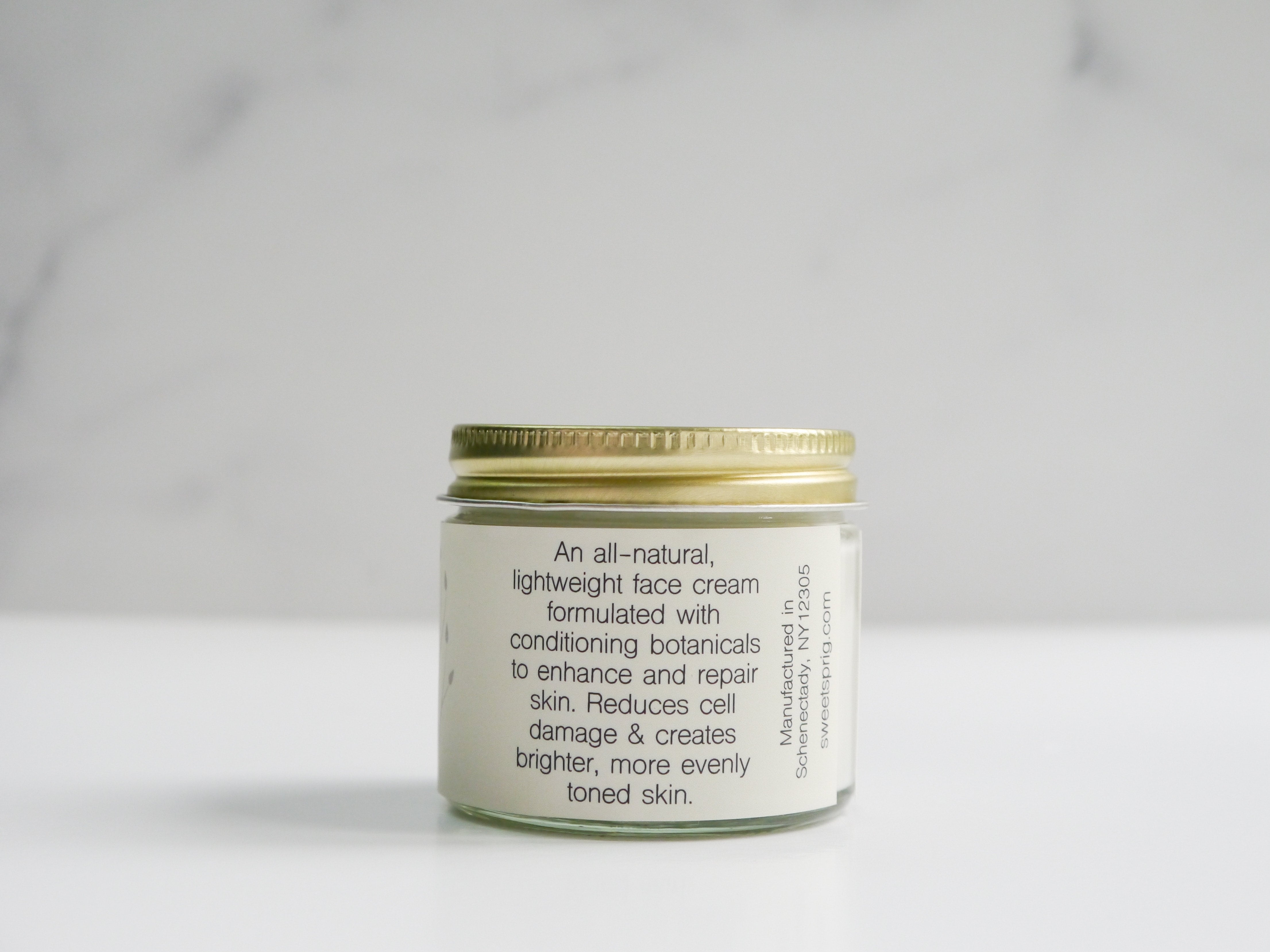 Revitalize Your Skin: Wild Carrot Face Cream for a Natural Glow